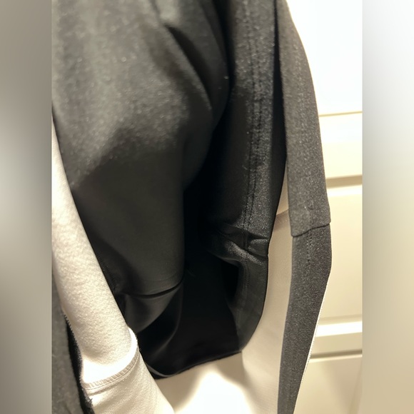 NWT bebe Halter Color Block Dress - Picture 7 of 9